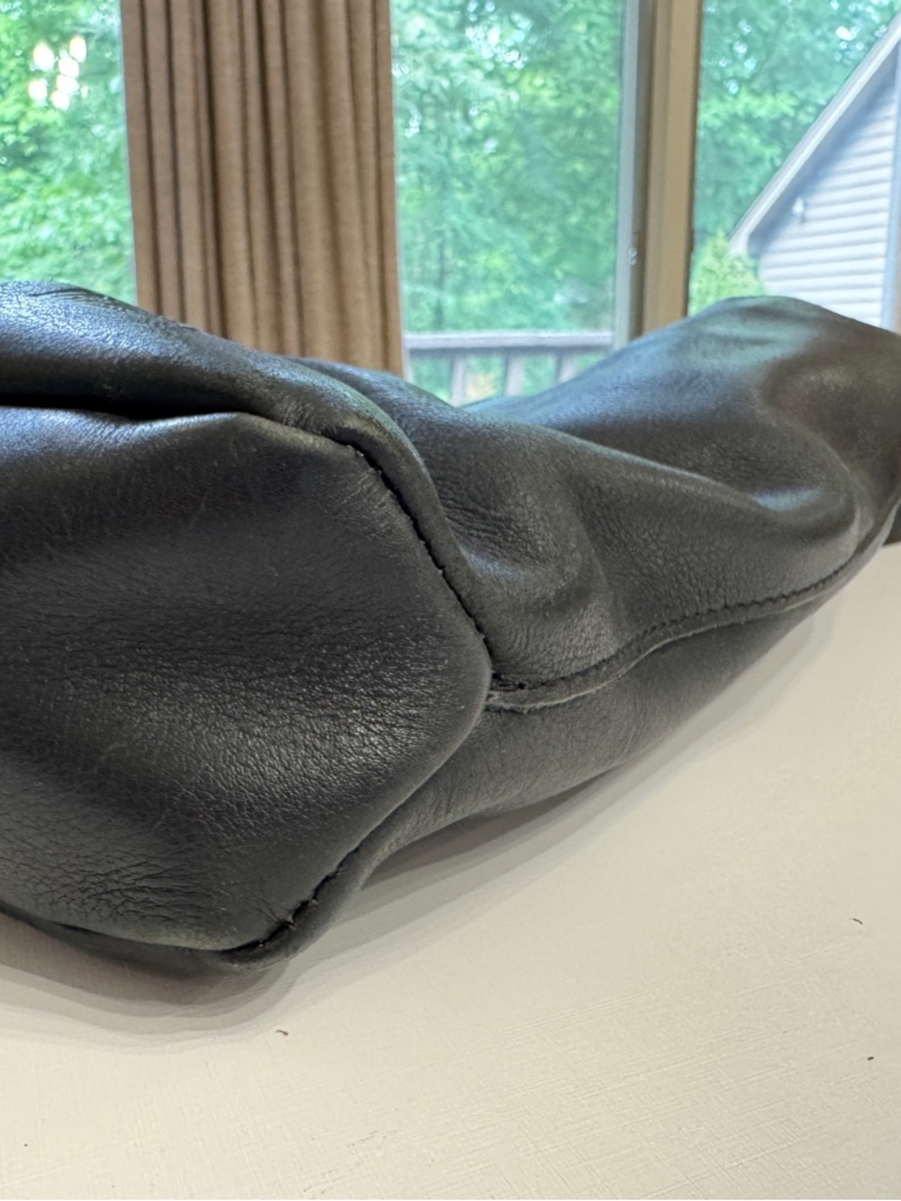 Duluth Trading Co Black Leather Shoulder Bag - Picture 5 of 11